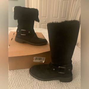 Size 6 Black Ugg Boots